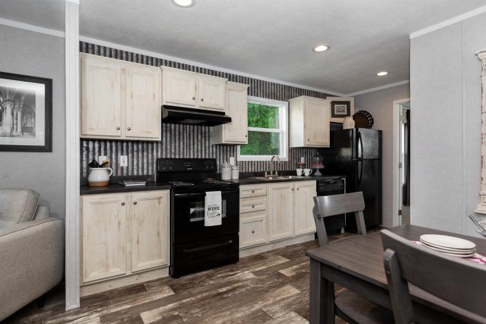 Hillcrest Crossing - Image 7