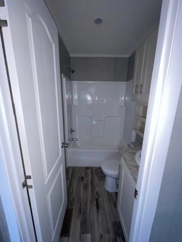 Iris Winds - Image 12