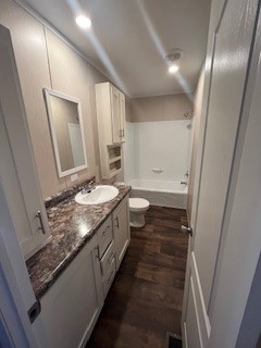 Iris Winds - Image 6