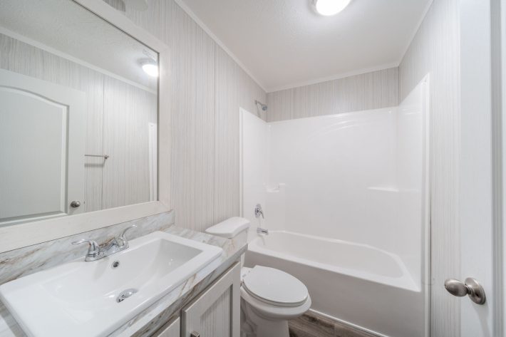 Camelot Village - Image 12