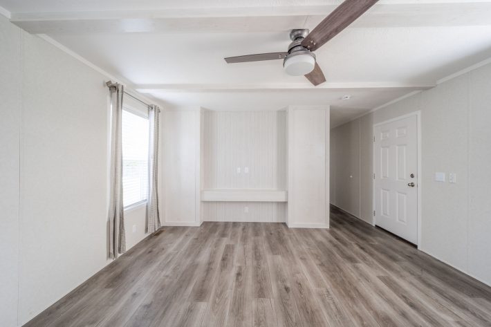 Camelot Village - Image 23