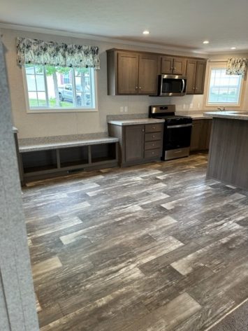 Laurel Woods - Image 3