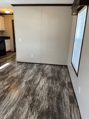 Laurel Woods - Image 5