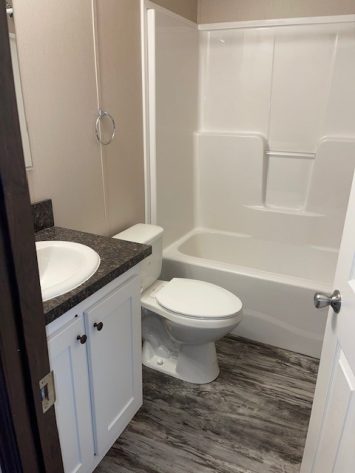 Laurel Woods - Image 14