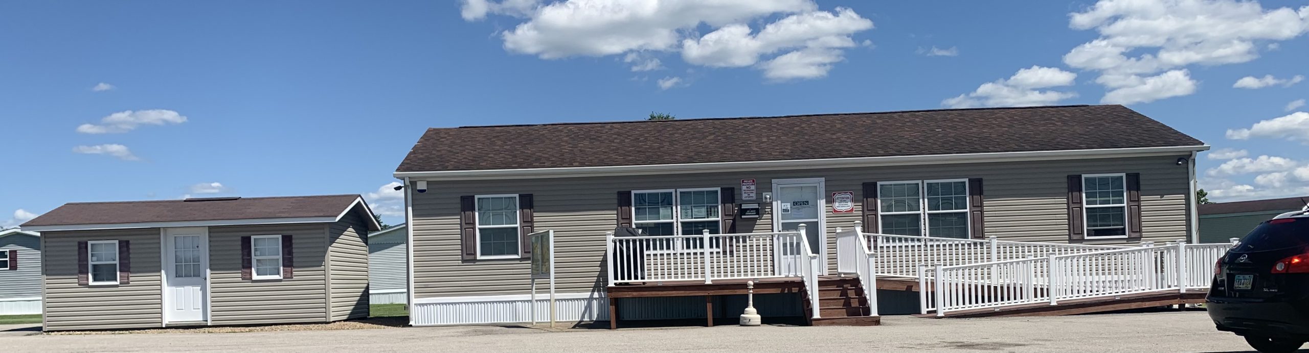 Colonial Heights - Image 29