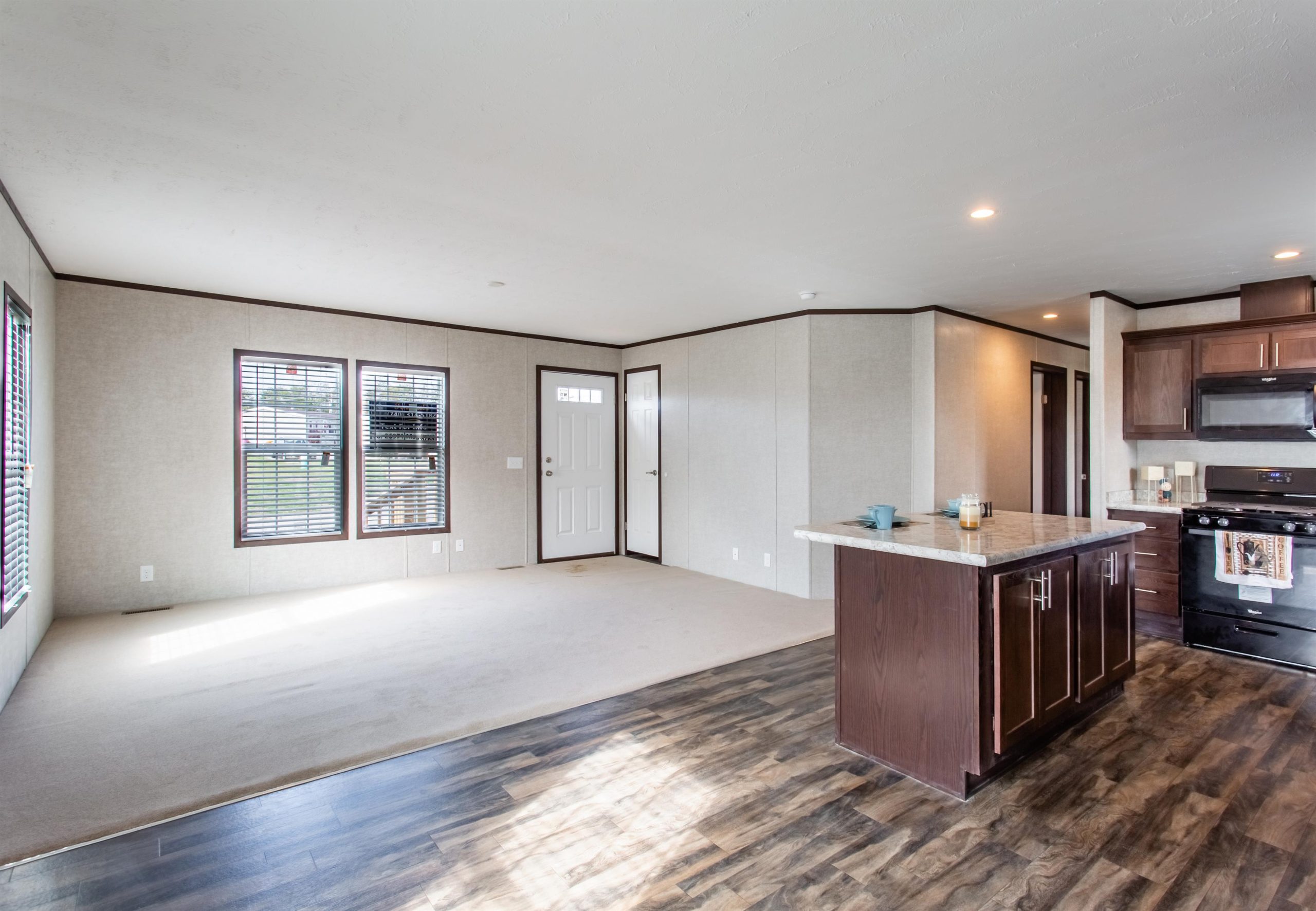 Colonial Heights - Image 12