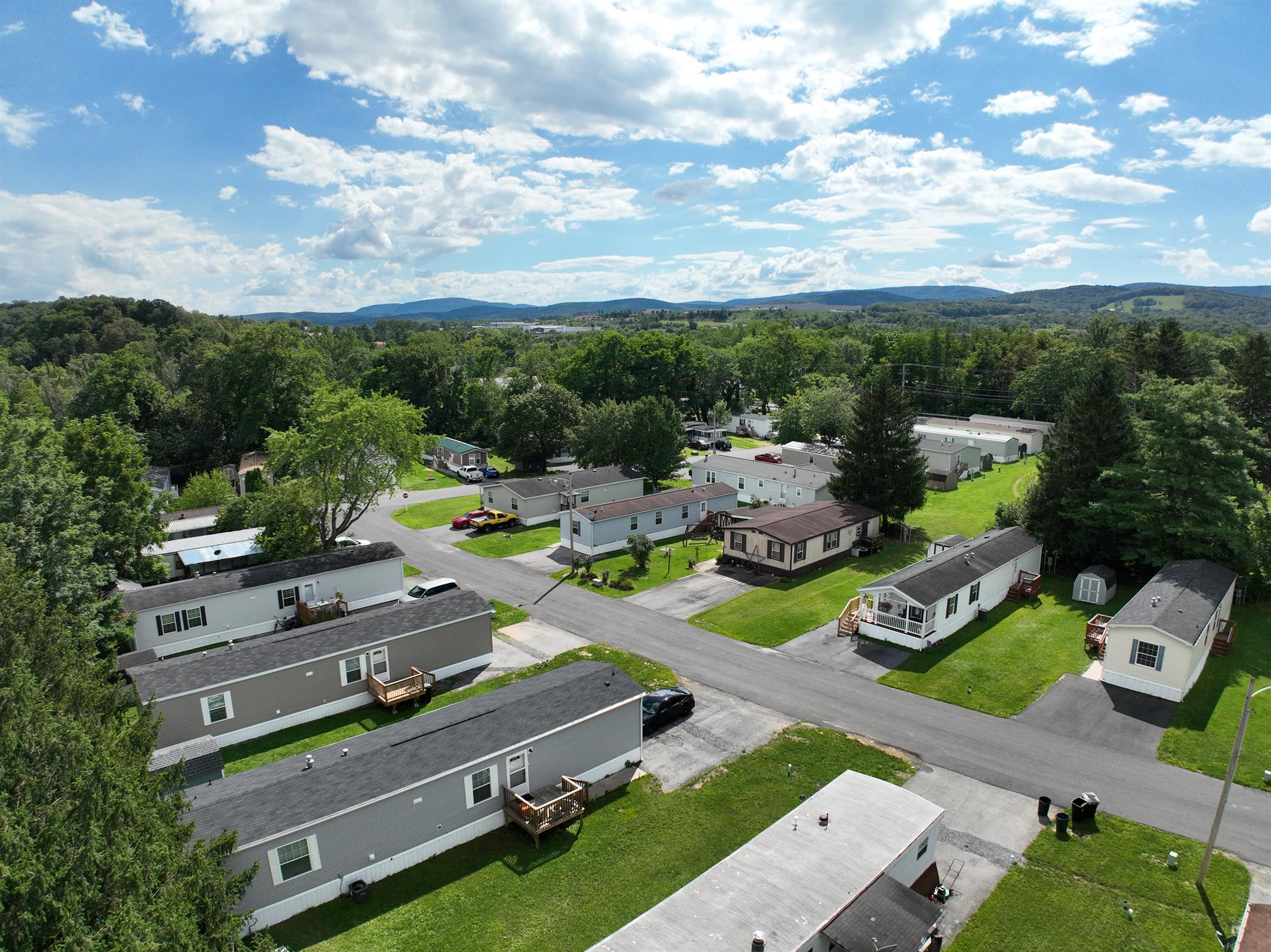 Cross Keys Village - Image 3