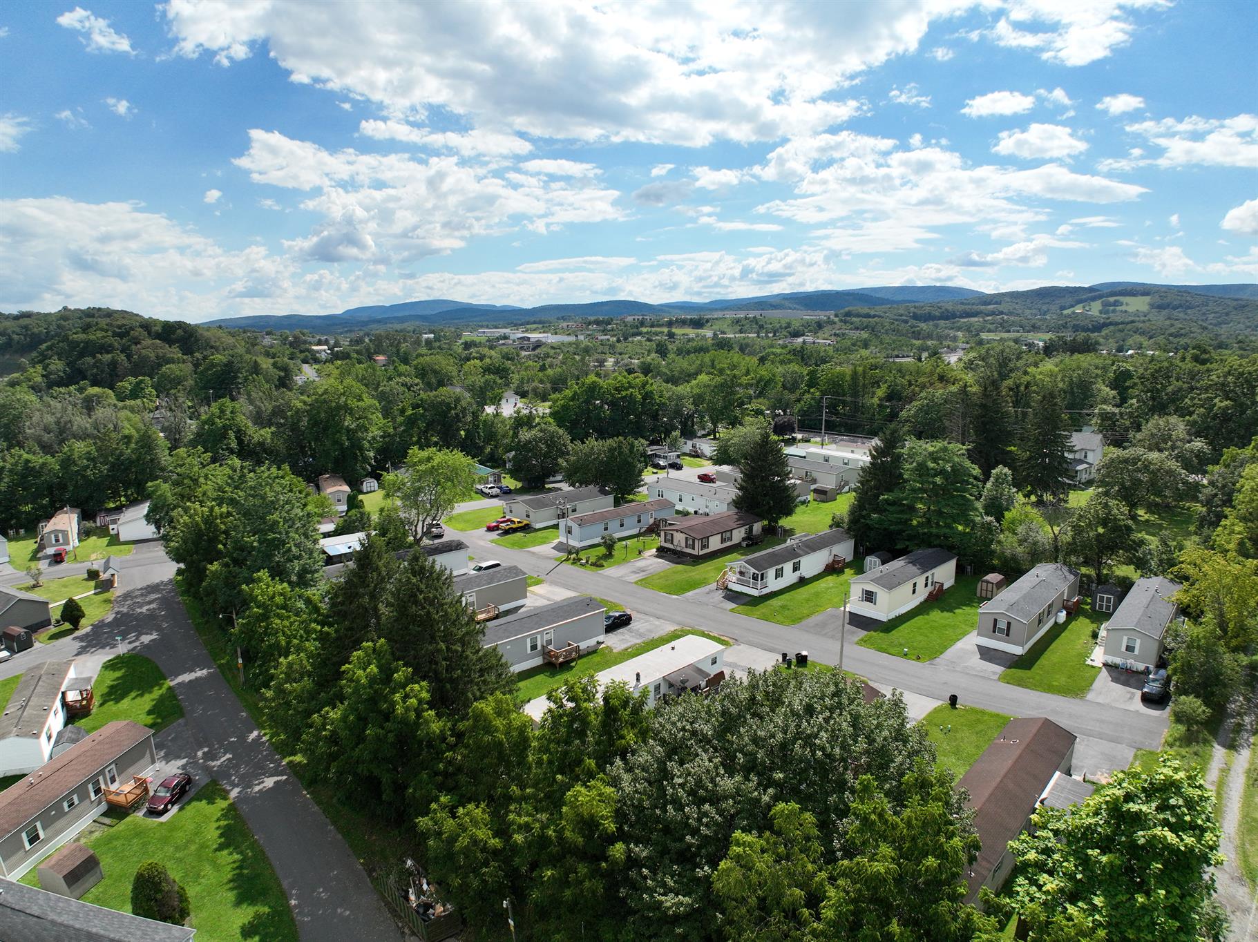 Cross Keys Village - Image 9