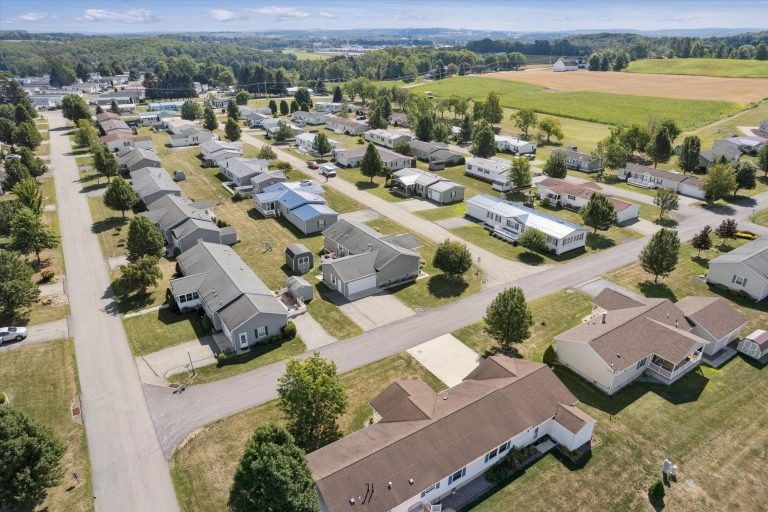 Whispering Pines community image