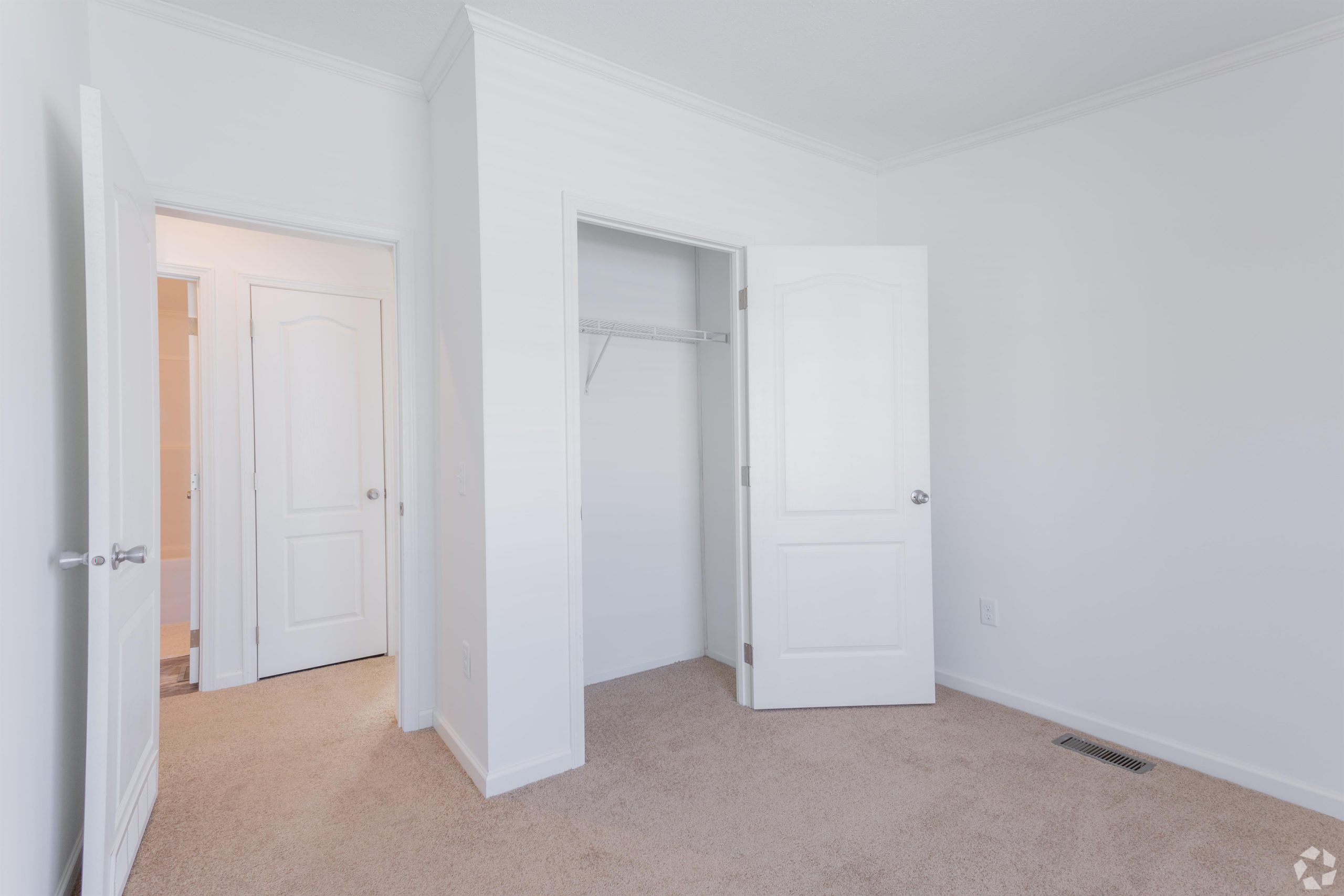 Valley Hills - Image 19