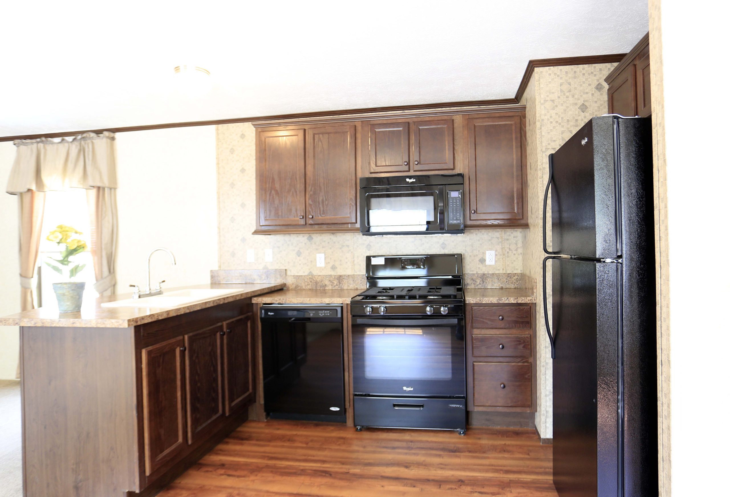 Evergreen Manor - Image 18
