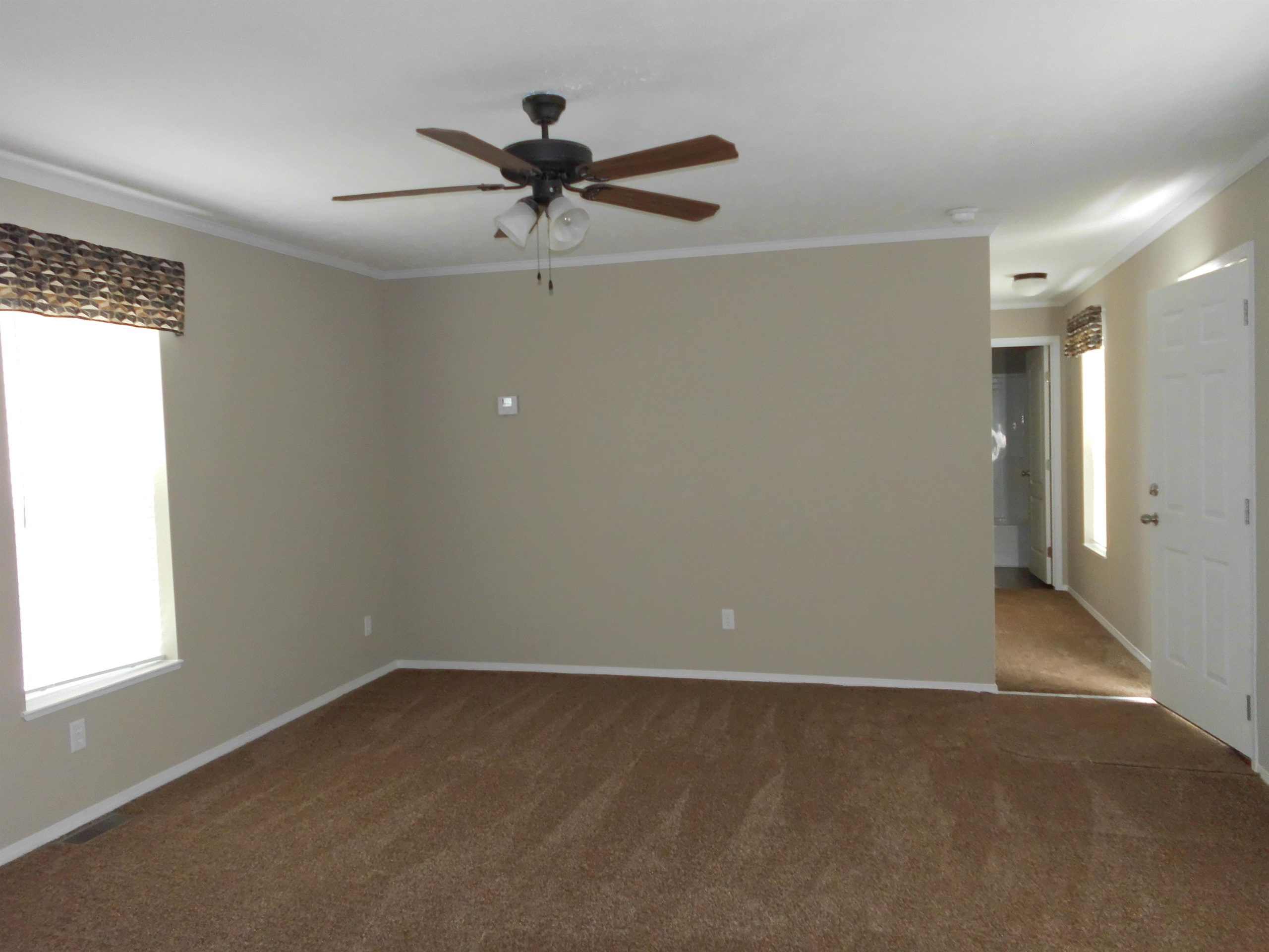 Evergreen Village - Image 4