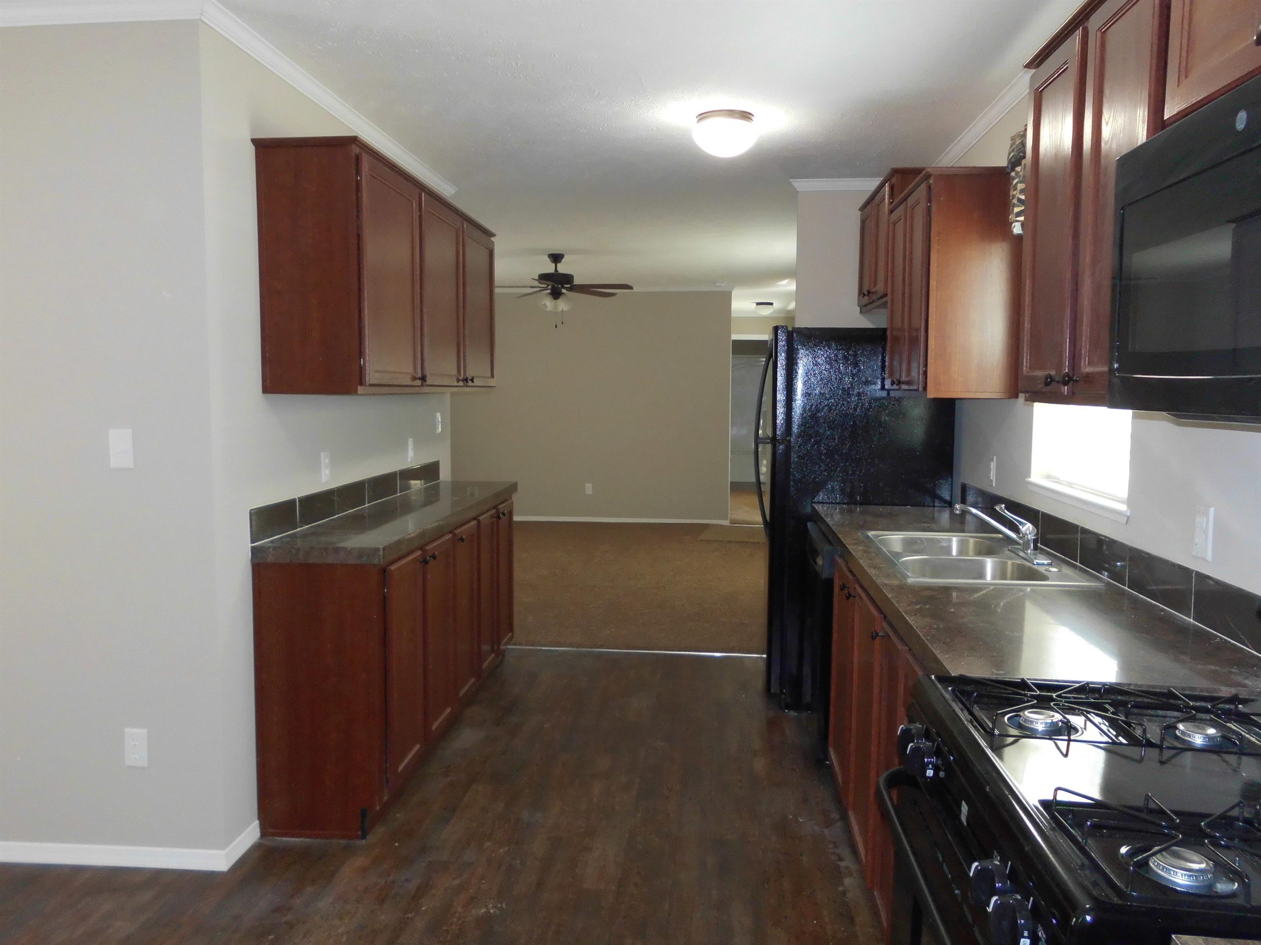 Evergreen Village - Image 6