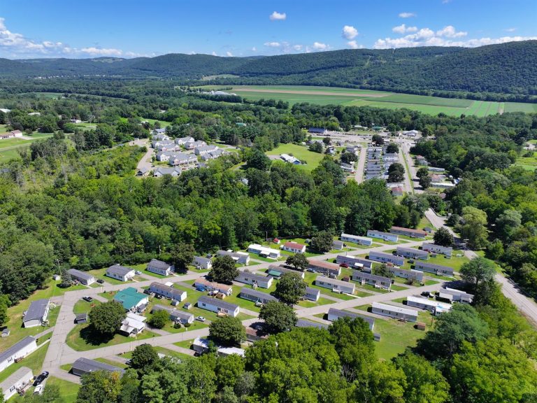 Crestview community image