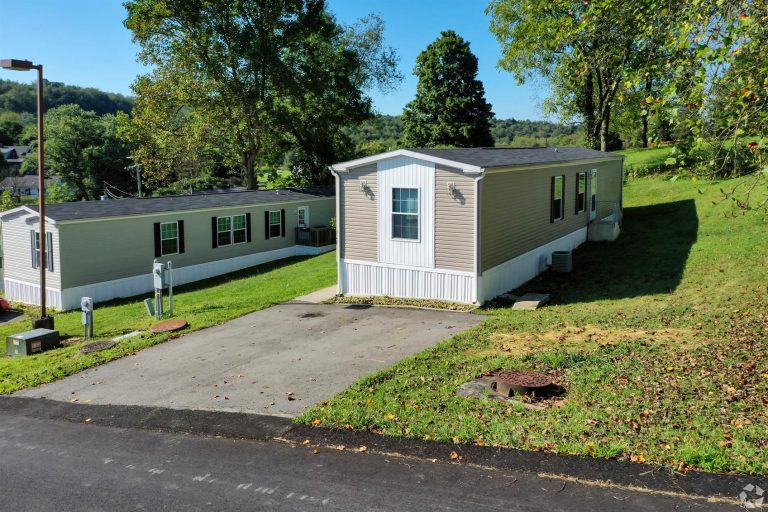 Hillside Estates community image