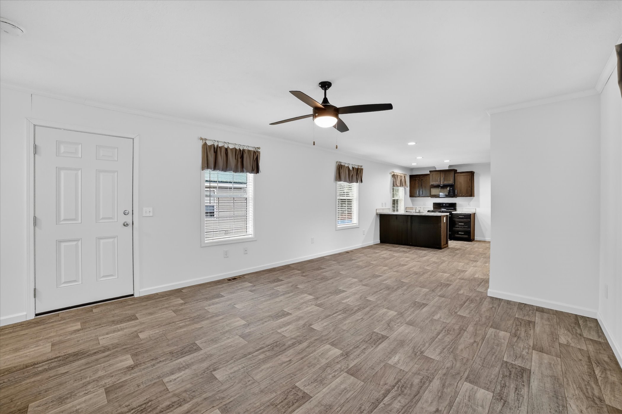 Holly Acres - Image 16