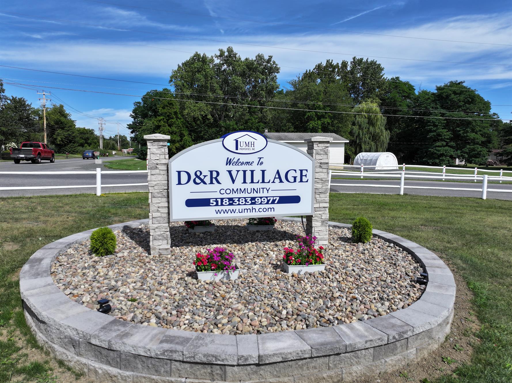 D & R Village - Image 1