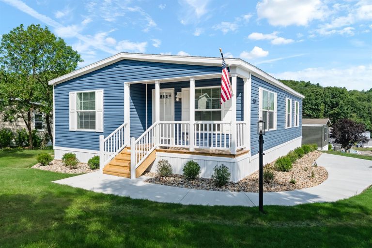 Forest Park Village community image