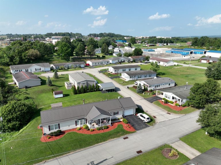 Crossroads Village community image