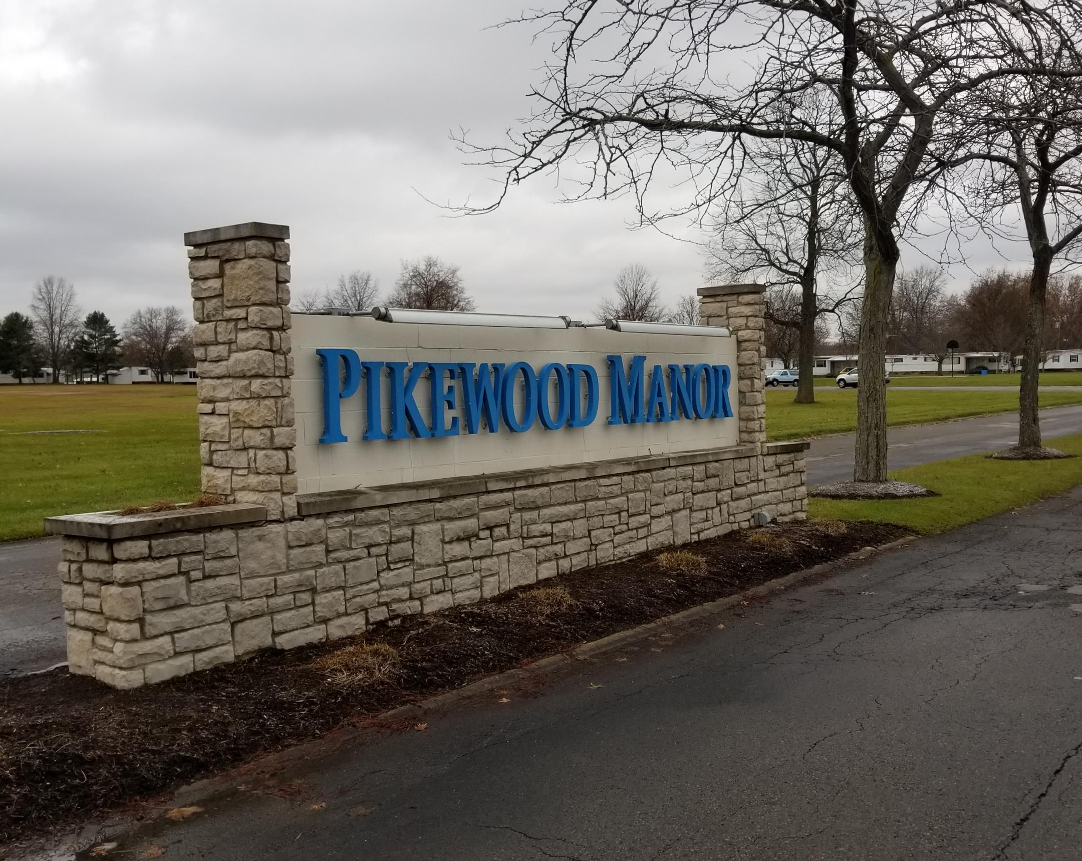 Pikewood Manor