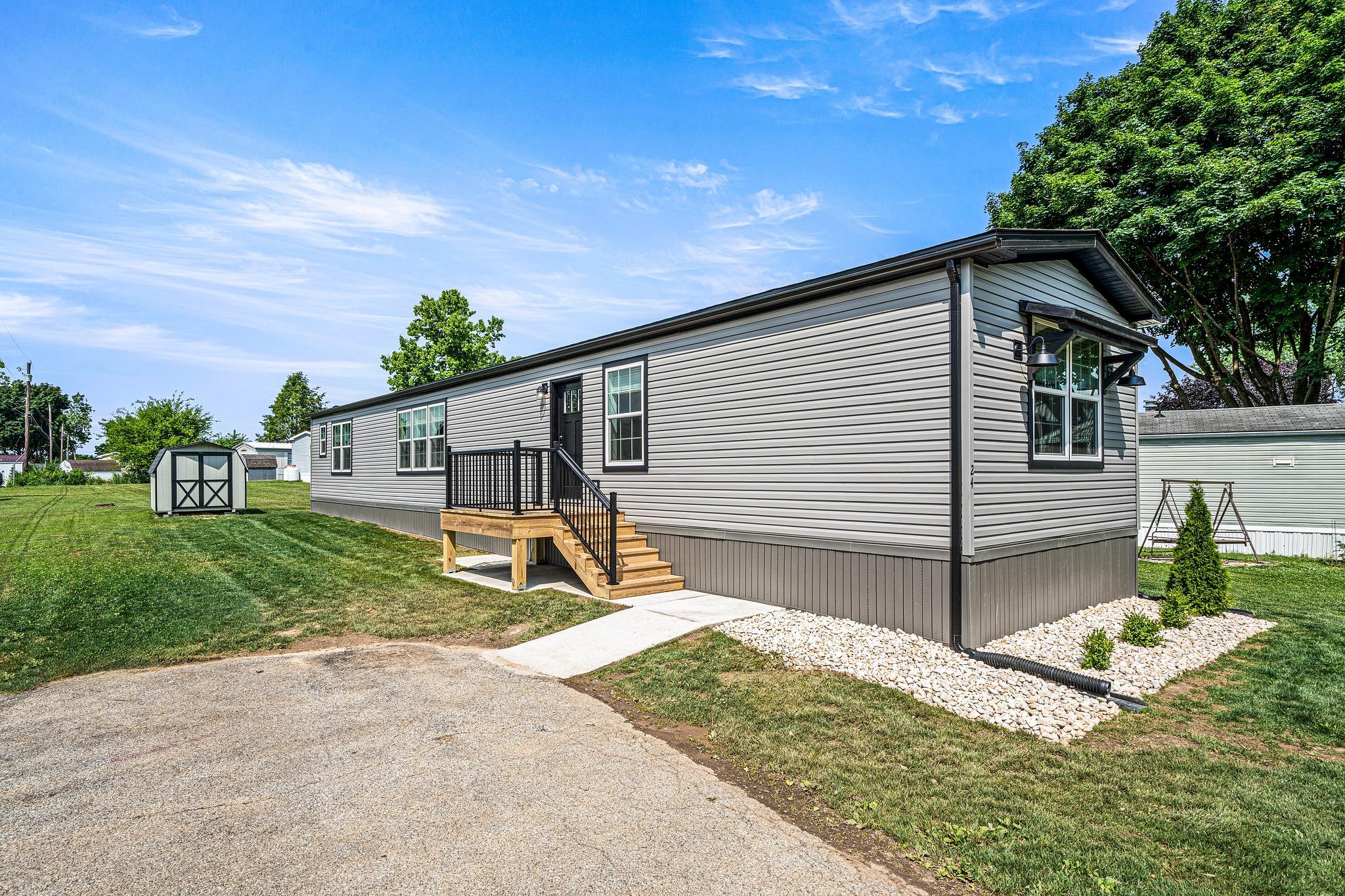 Green Acres - Image 2
