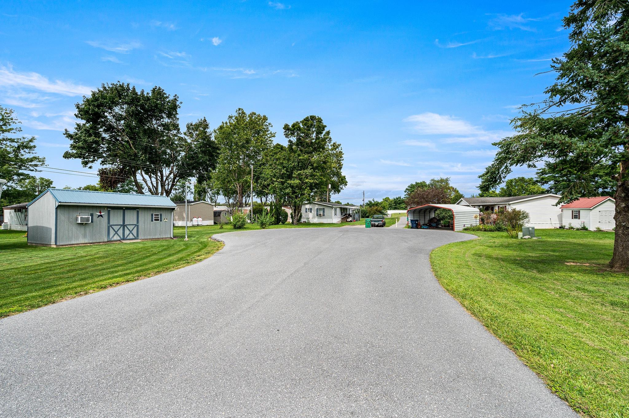 Green Acres - Image 4