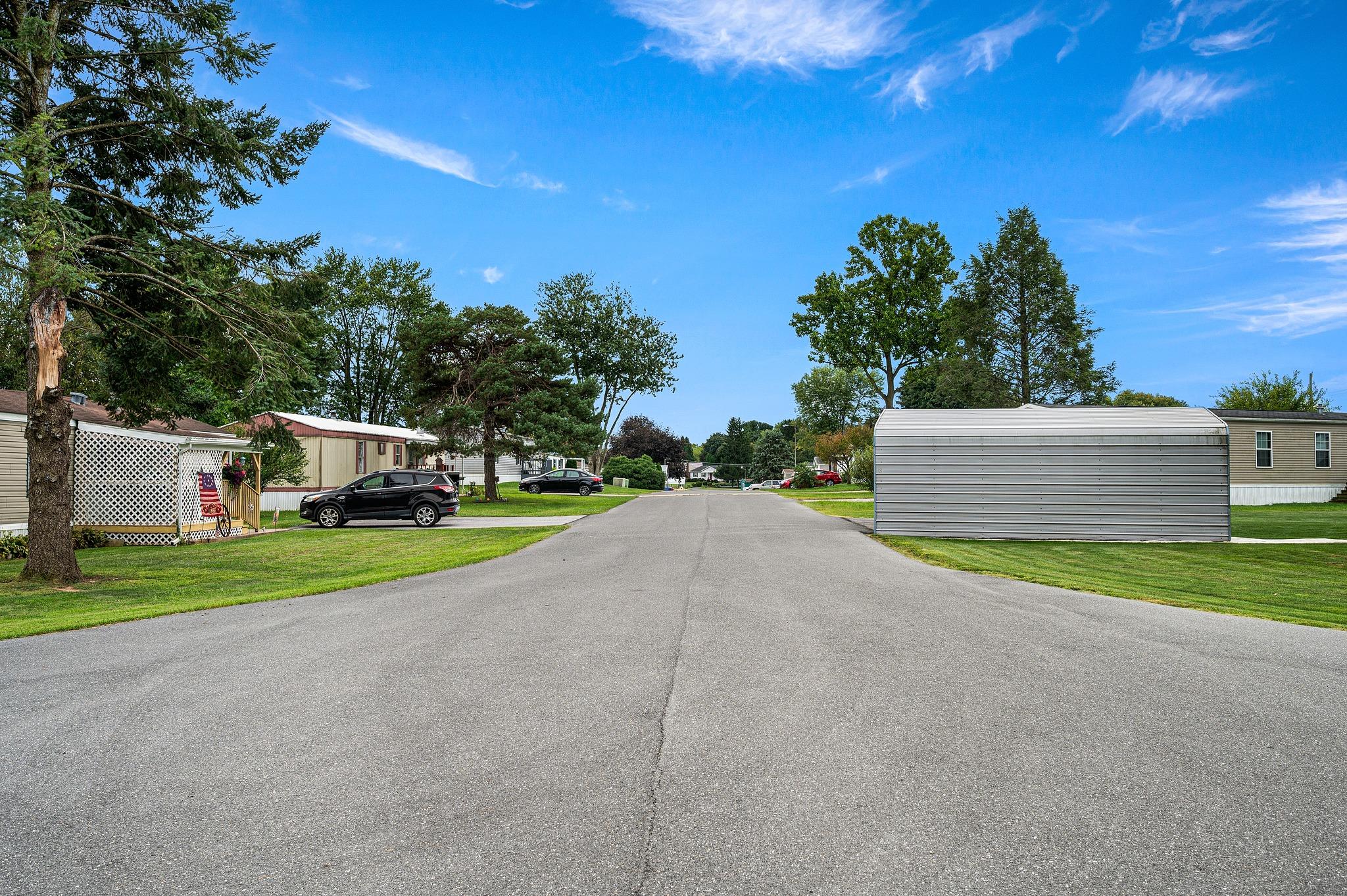 Green Acres - Image 12