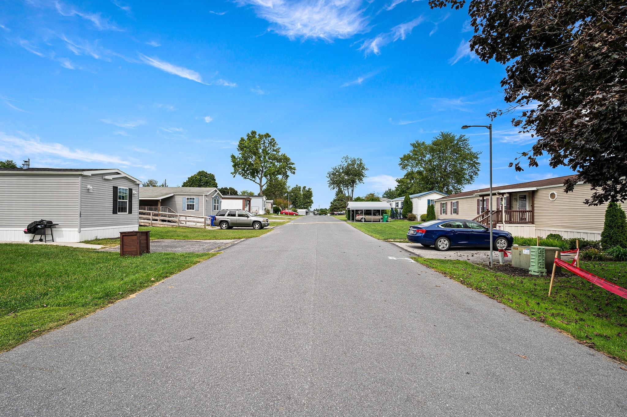 Green Acres - Image 16