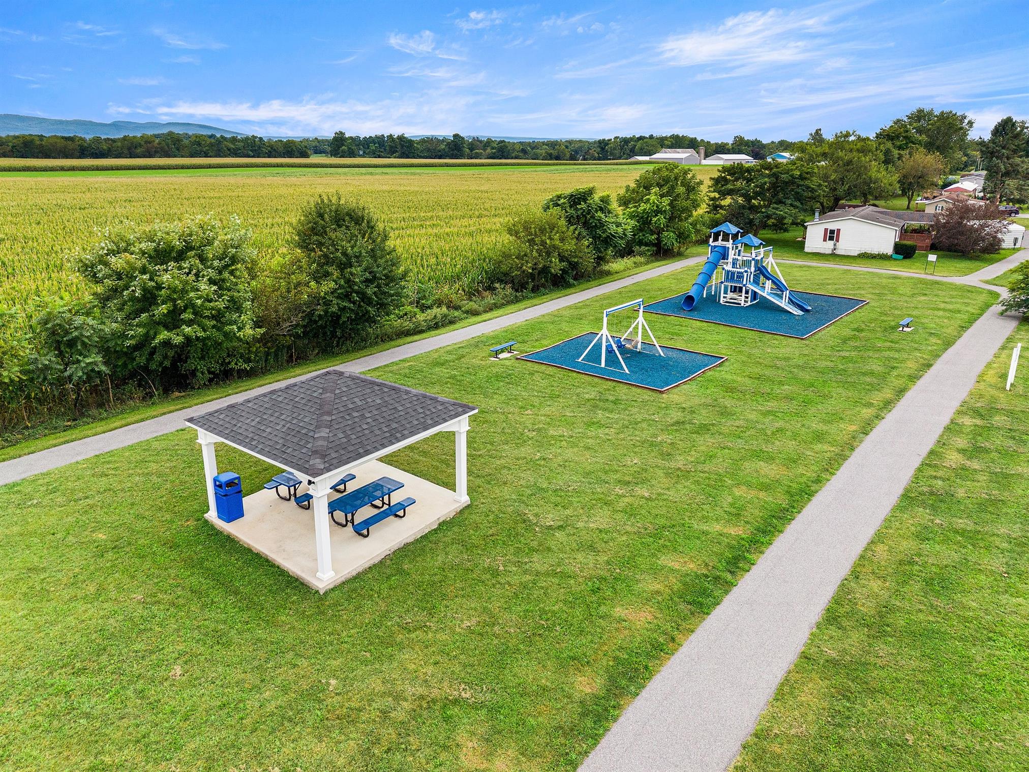 Green Acres - Image 22