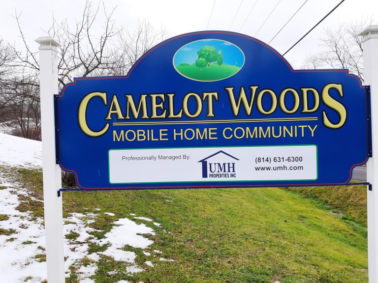Camelot Woods community image