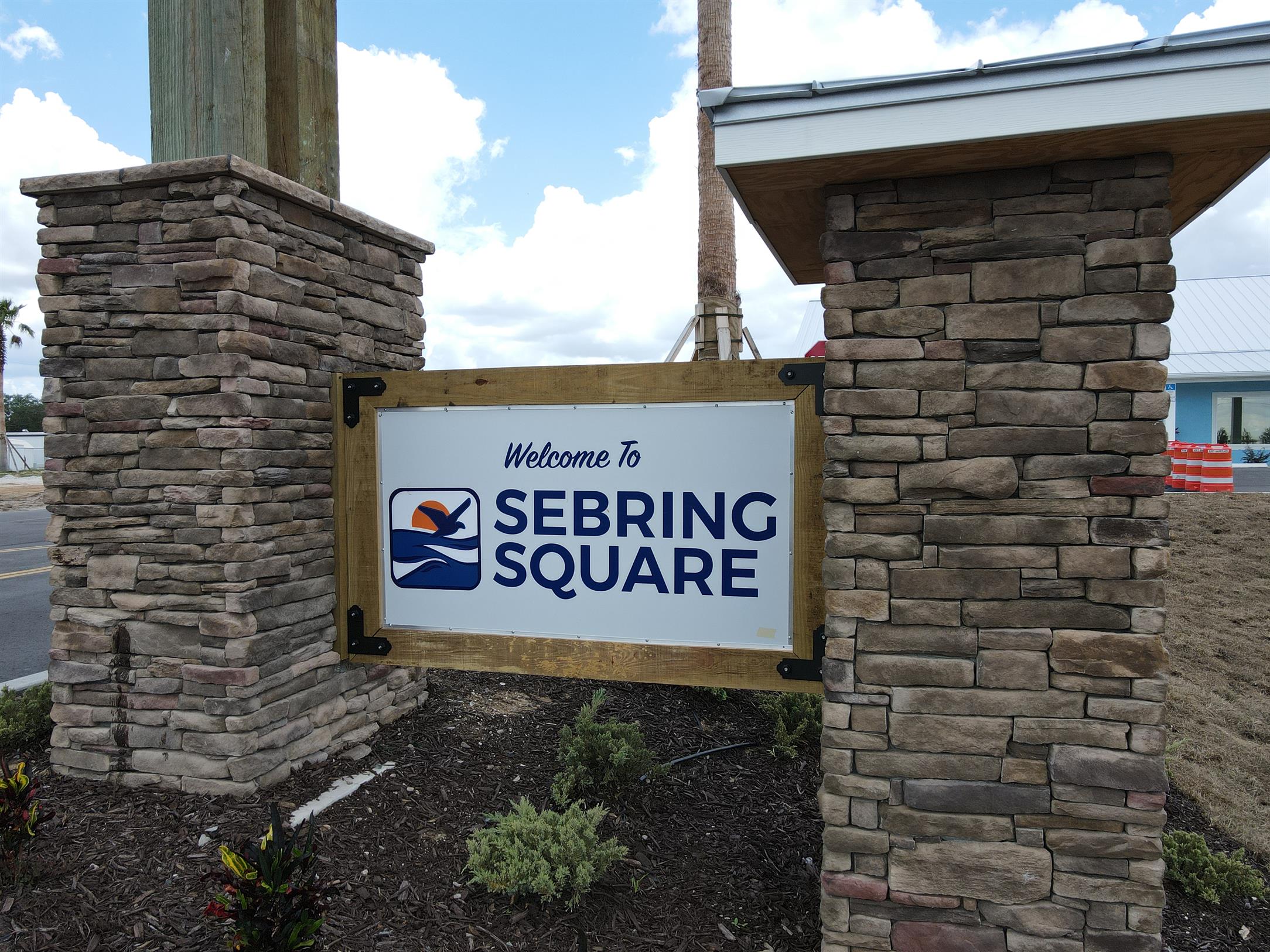 Sebring Square - Image 6