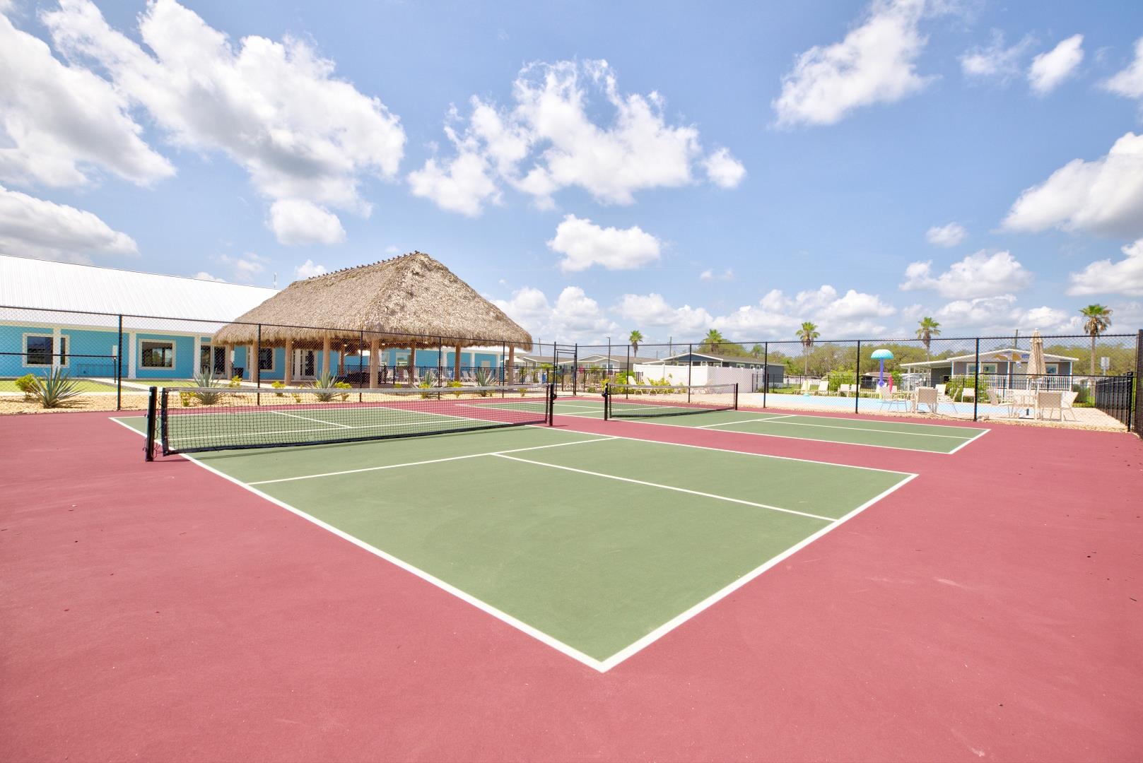 Sebring Square - Image 5