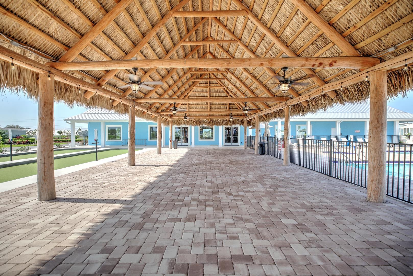 Sebring Square - Image 3