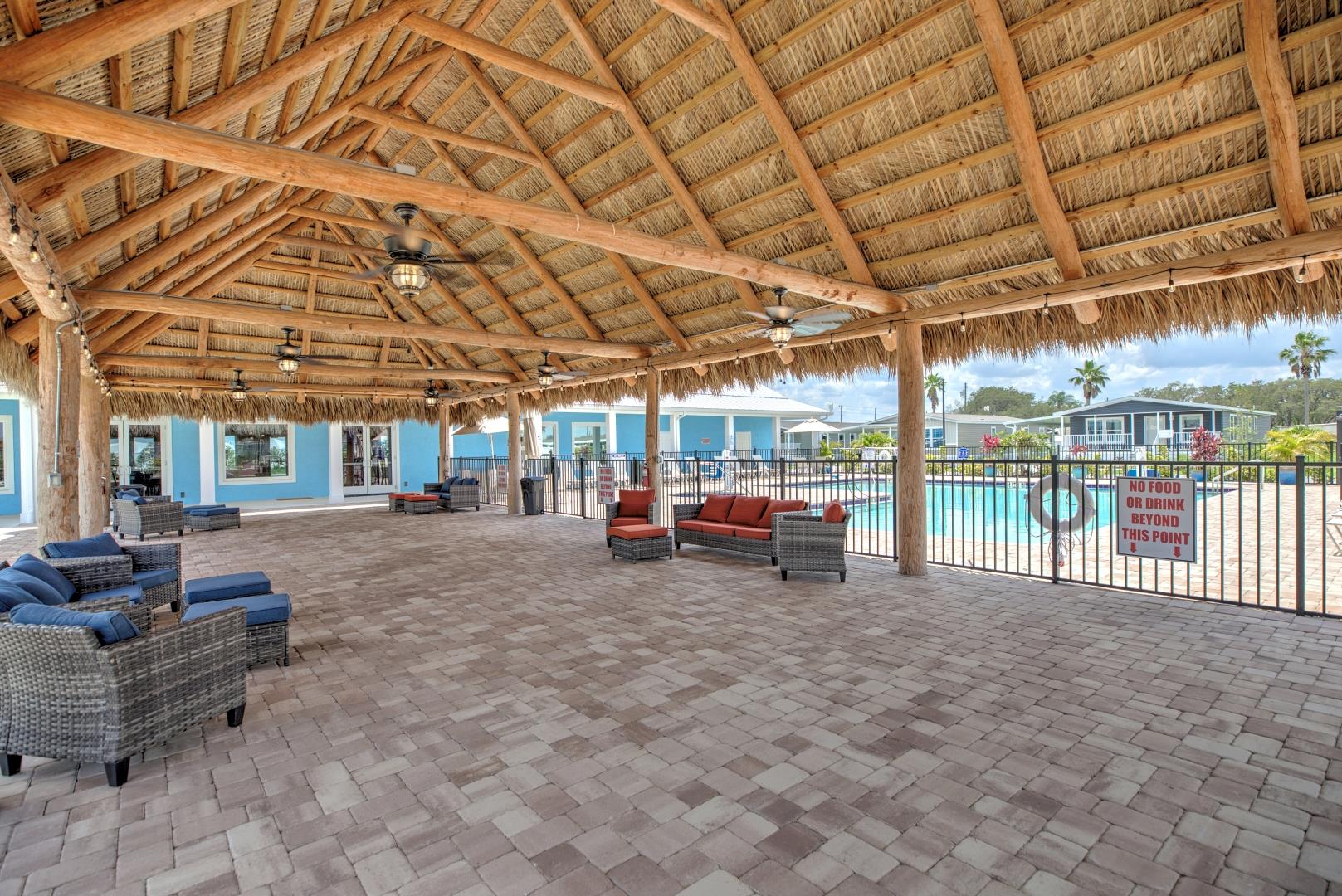 Sebring Square - Image 20