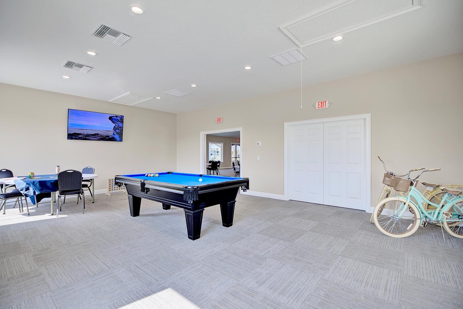 Sebring Square - Image 27