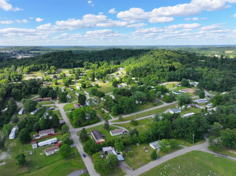 Mandell Trails community image