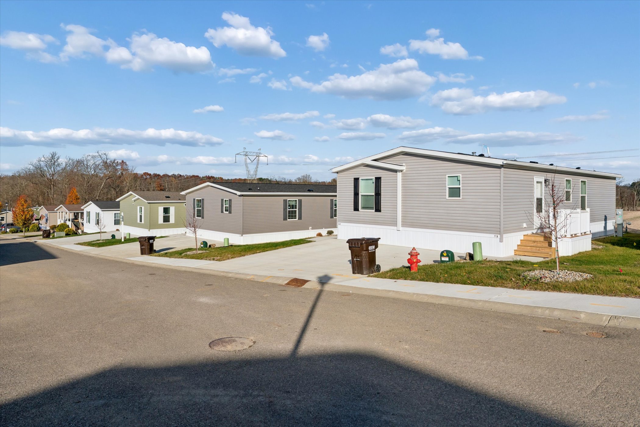 Lake Sherman Village - Image 27