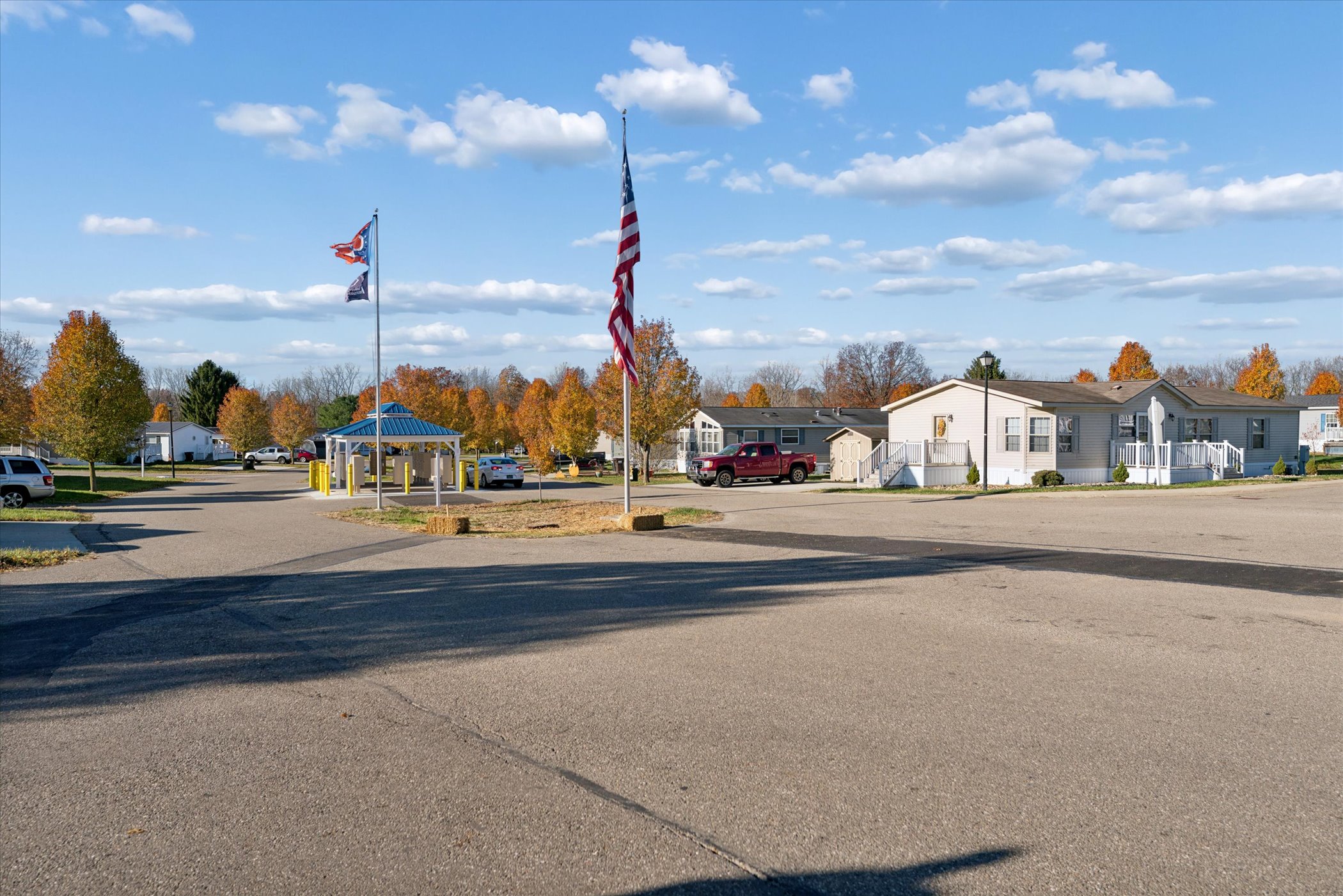 Lake Sherman Village - Image 35