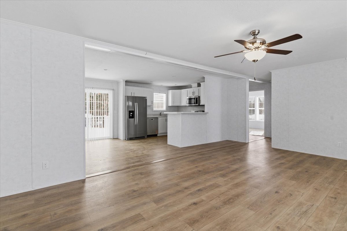 Brookview Village - Image 7