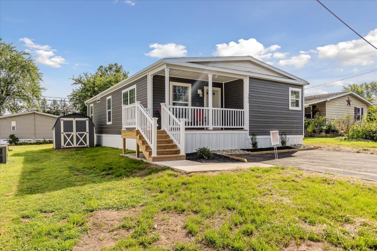 Arbor Estates community image
