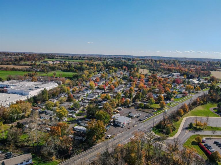 Arbor Estates community image