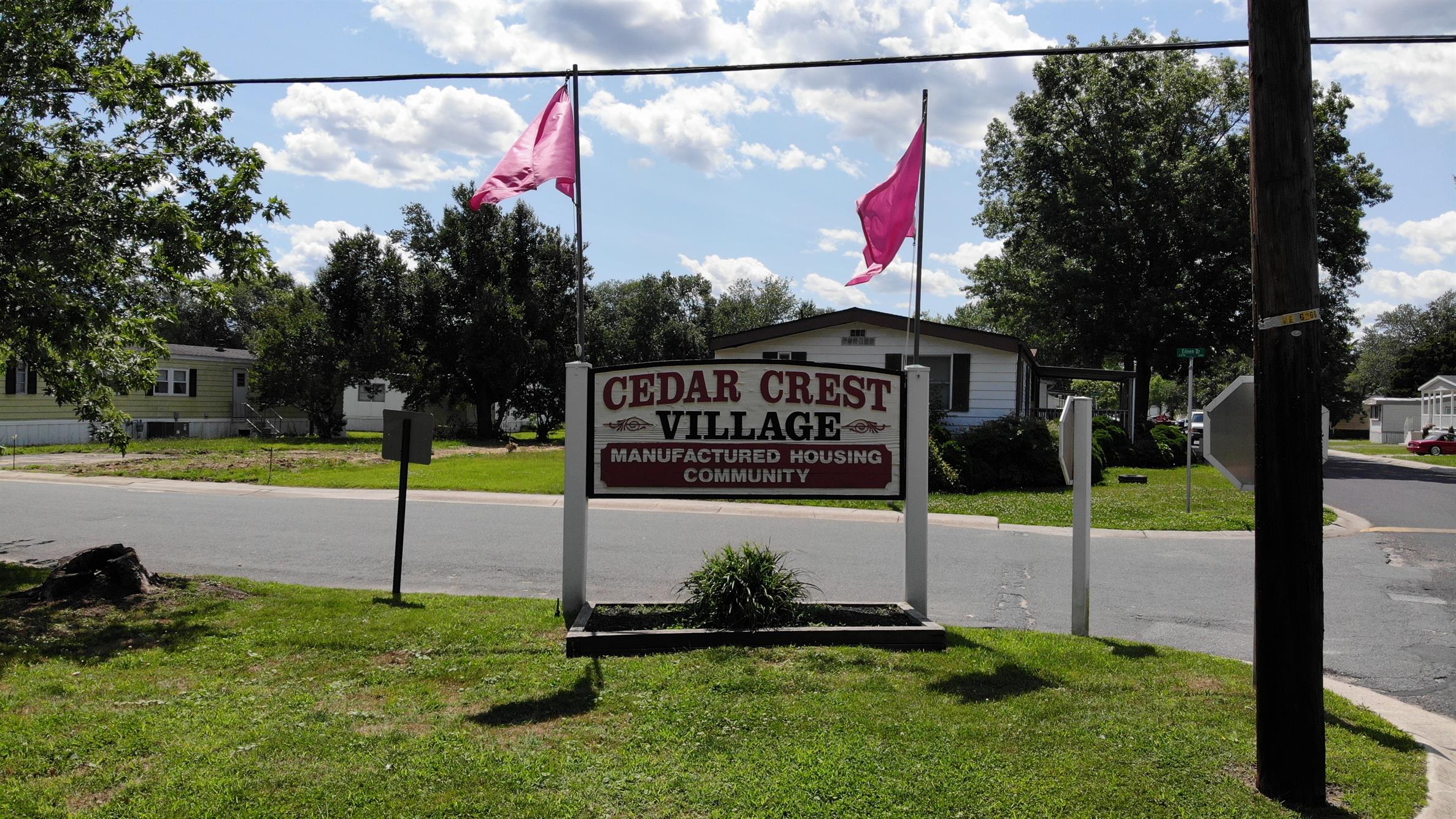 Cedarcrest Village - Image 8