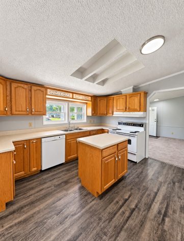 Sunny Acres - Image 8