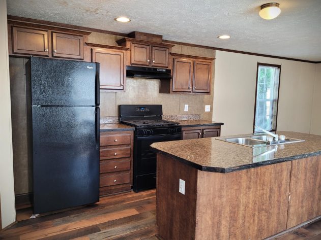 Twin Pines - Image 2
