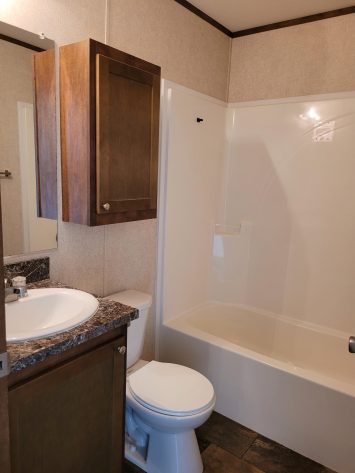 Twin Pines - Image 4