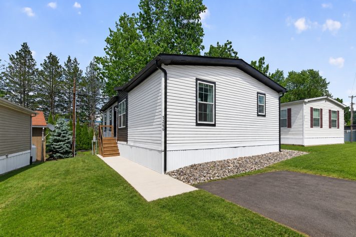 Arbor Estates - Image 2