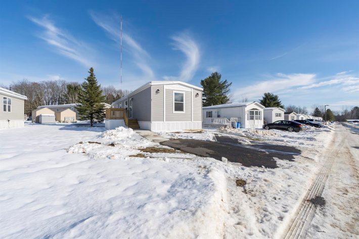 Woodland Manor - Image 1