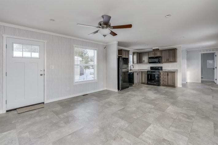 Woodland Manor - Image 2