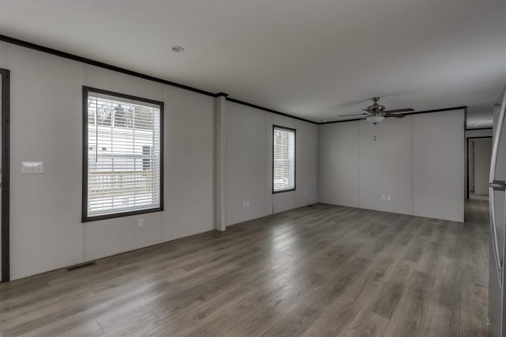 Woodland Manor - Image 9