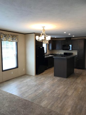 164 DR TO KITCHEN
